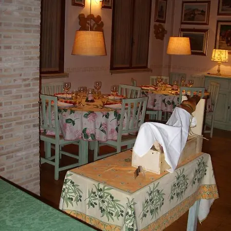 Country house Il Borgo Di Arturo Canino